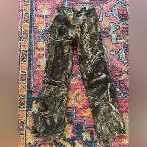Mossy Oak camo sherpa pants